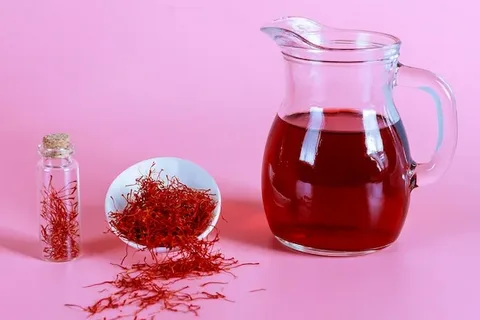 تصویر 3 از زعفران فله اقتصادی اصل با عطر و رنگ بی‌ نظیر